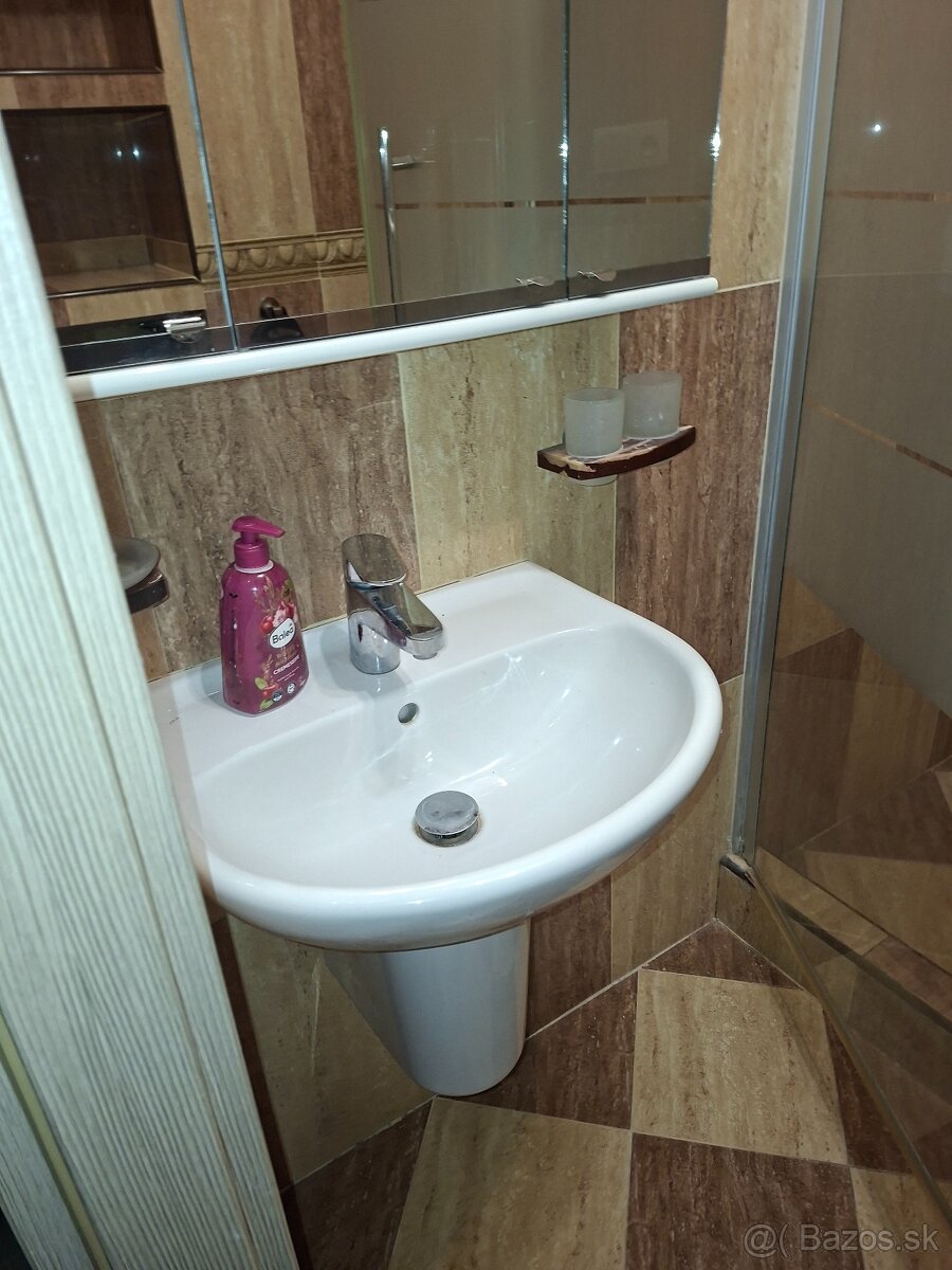 PRENAJOM BYTU - 11