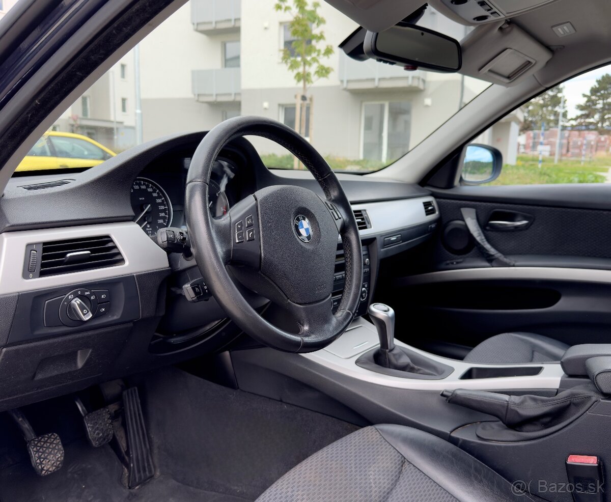 BMW 320d LCI SLOVENSKÉ AUTO - 11