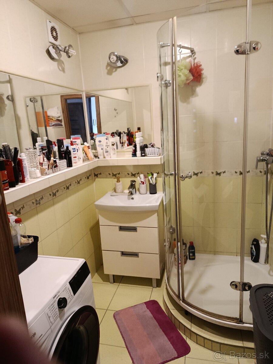 Predám byt na začiatku Jazera - 11