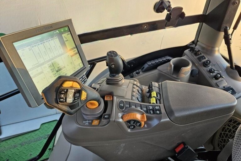 JOHN DEERE 6250R - 11