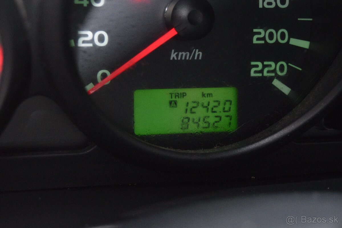 Mitsubishi Colt 1.1, benzín, 84 600 km - 11