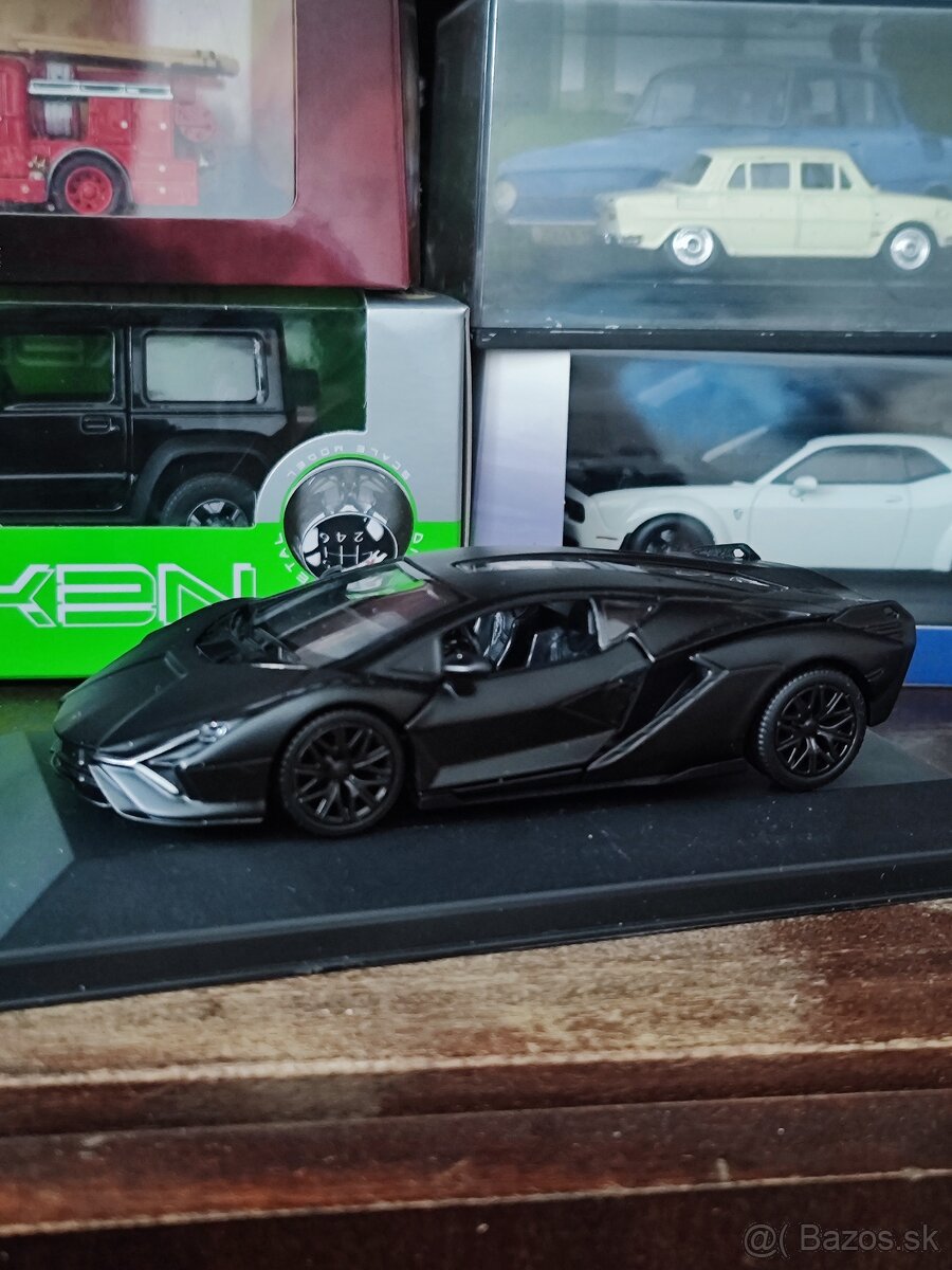 Lamborghini 1:43, 1:38 - 11