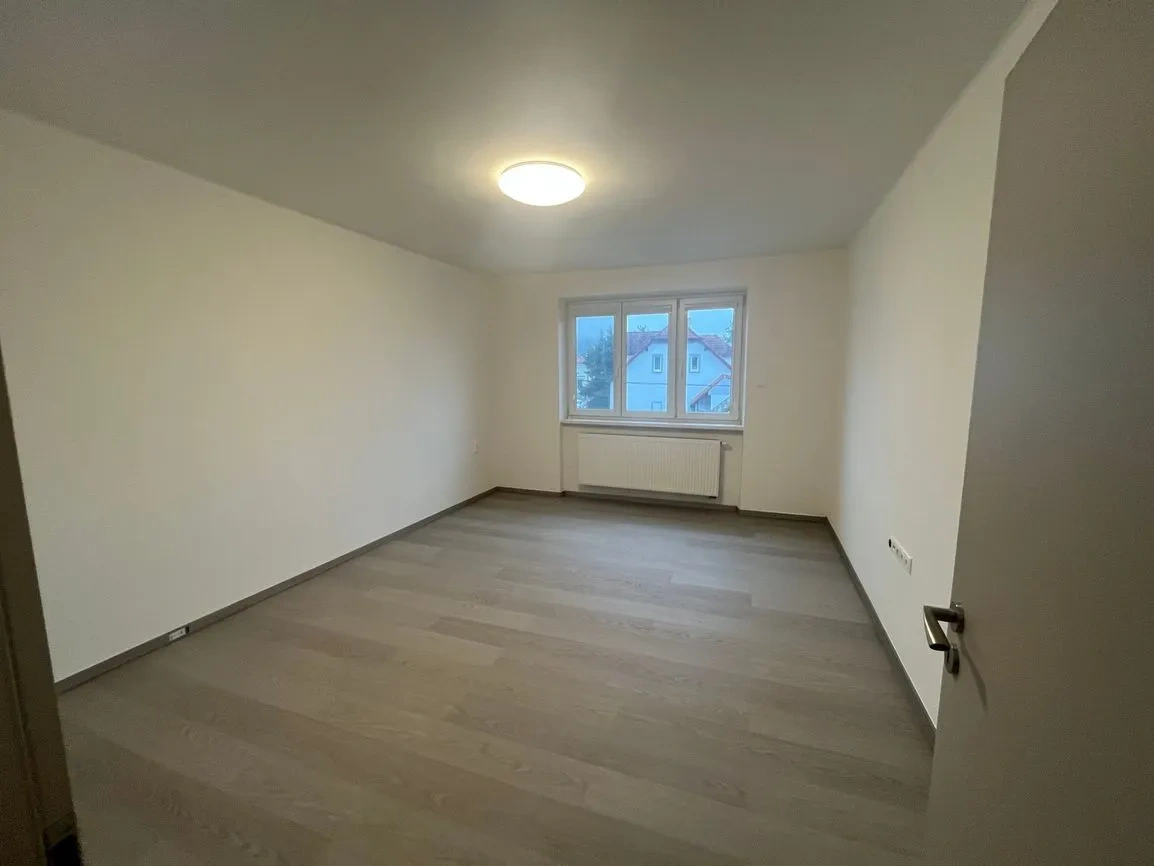 NA PRENÁJOM 3 IZBOVÝ BYT TRENČÍN, ZÁMOSTIE, GARÁŽ - 11