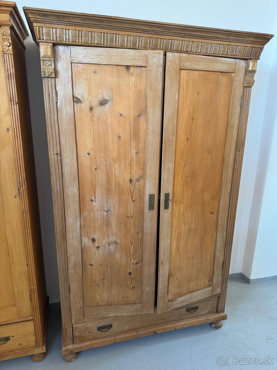 Predám starožitné skrine štýl altdeutsche v zachovalom stave - 11
