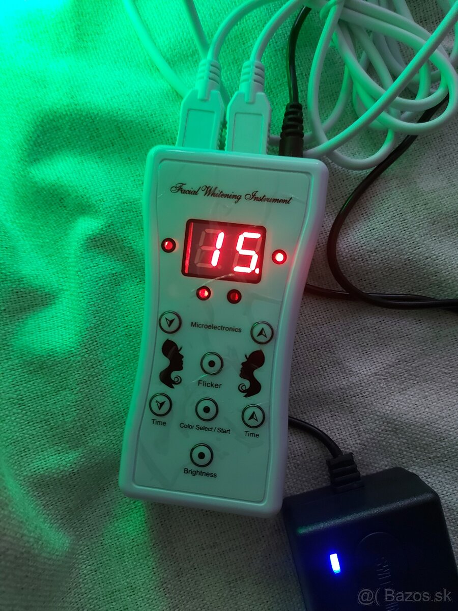 Kozmetický prístroj LED maska - 11