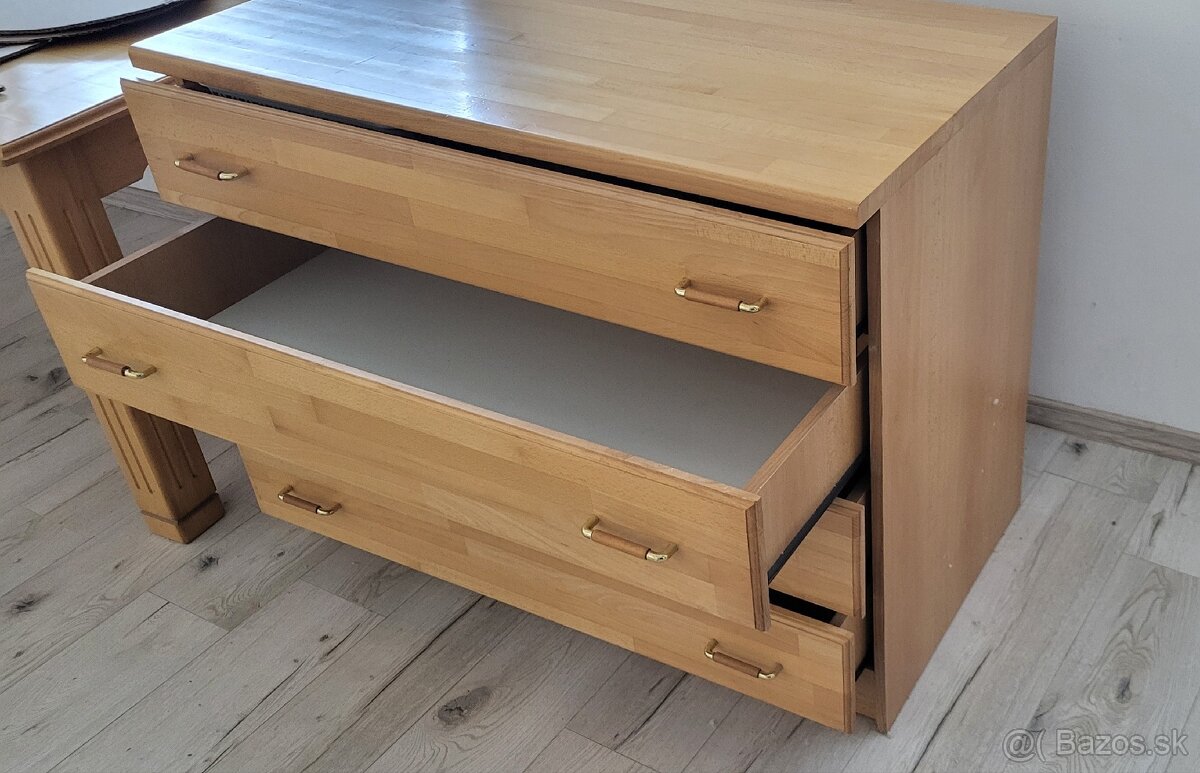 Komoda z masívu - 11