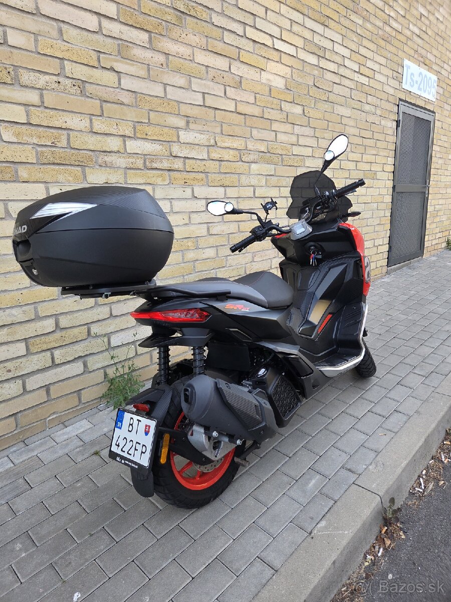 Predam Aprilia SR GT 200 sport - 11