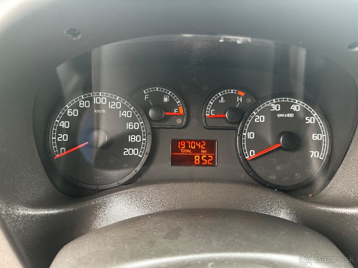 Fiat doblo cargo 1.9 jtd - 11