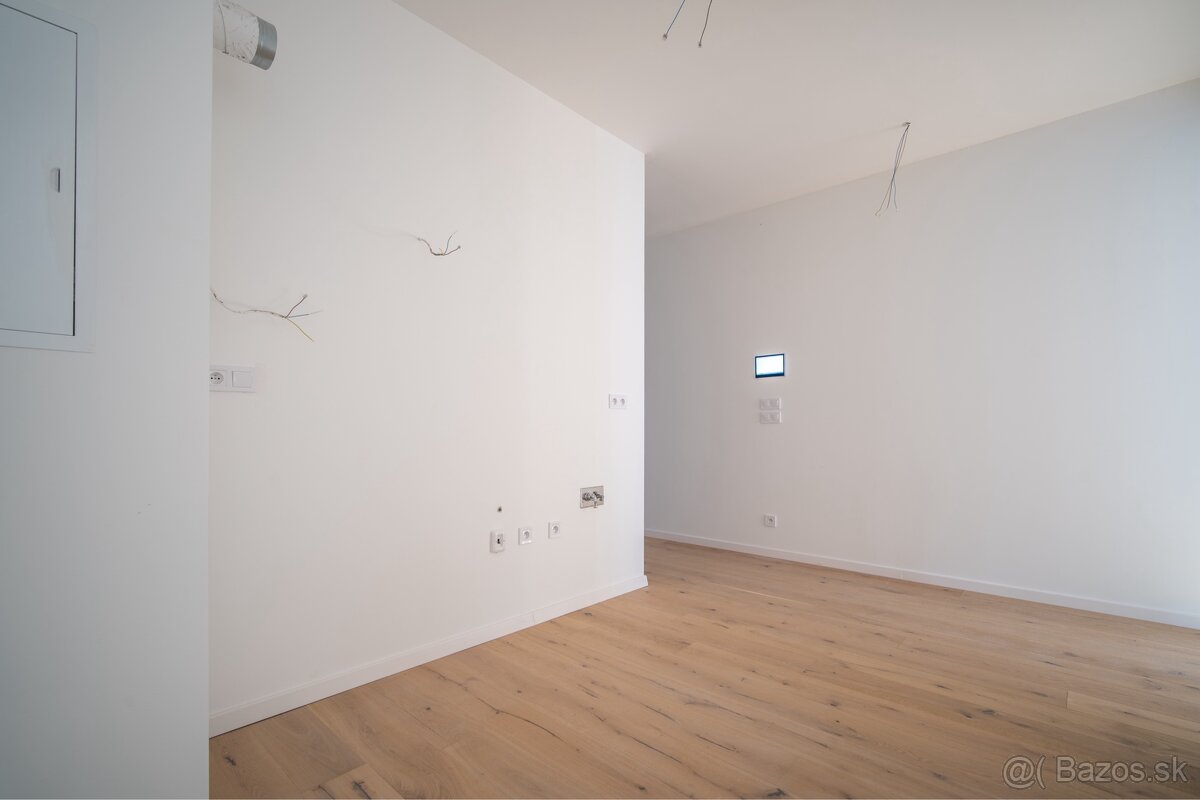 Predaj 2 izbového bytu s terasou Horský park, Staré Mesto BA - 11