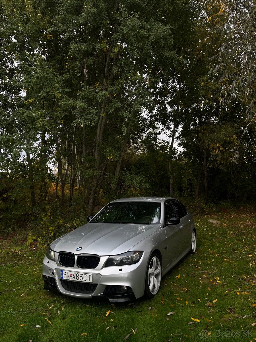 E90 330i - 11