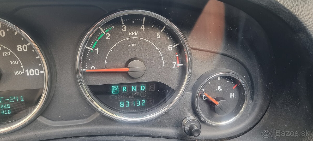 JEEP WRANGLER 3,6 V6 SAHARA - 11