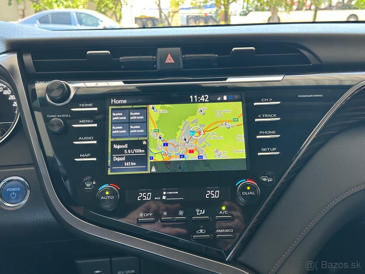 Toyota Camry 2,5 Hybrid SR - 11