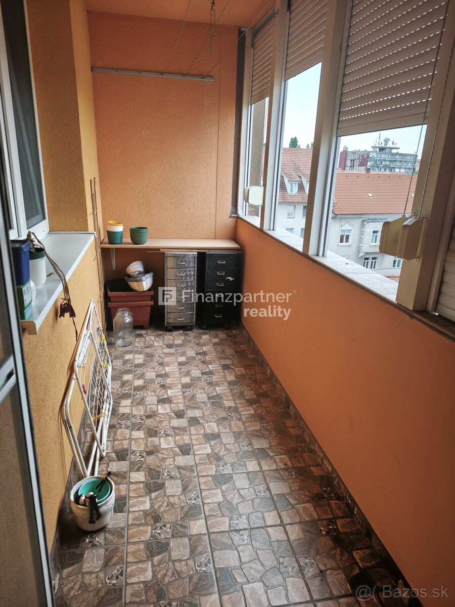 (F138-113-KISOa) Na predaj 3 izbový by v centre DS - 11