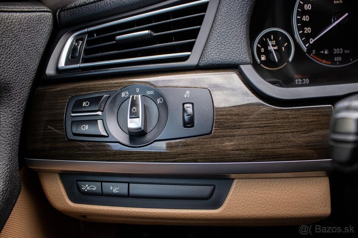 BMW Rad 7 F01 730d / 180kW / A6 - 11
