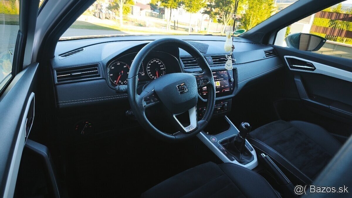 Seat Arona 1.6 TDi - 11
