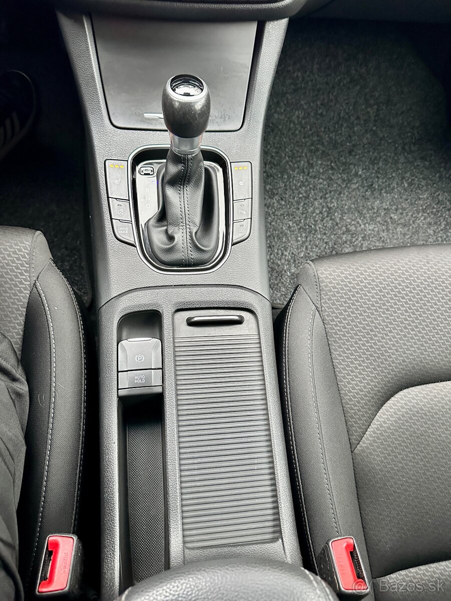 Hyundai i30 combi, 1.4 TGDI automat - 11