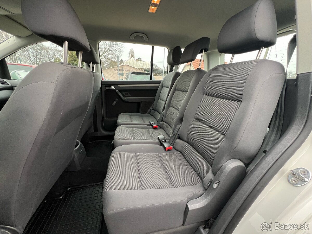VW Touran FL 1.9 TDI diesel, 77kW, MT/6, rok:05.2009. - 11