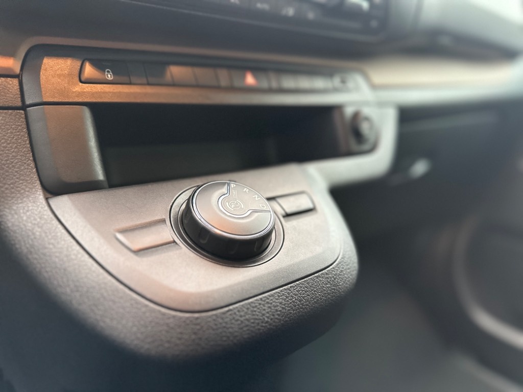 Toyota Proace Family 2.0 Long - 11