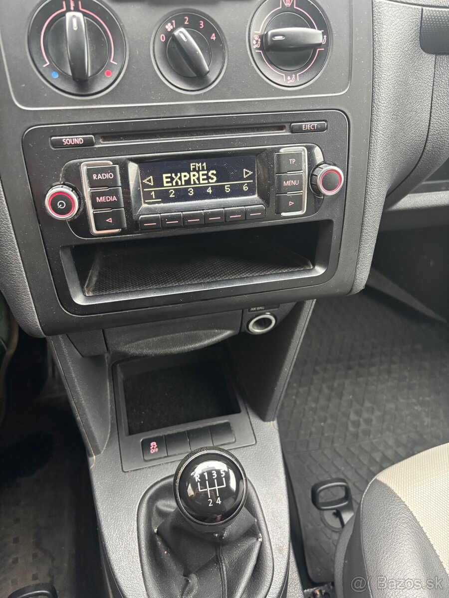 Volkswagen Caddy 1.6tdi - 11