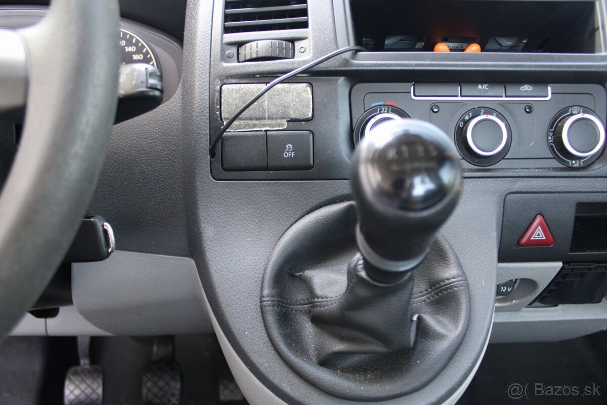 Volkswagen Transporter T5 - 11