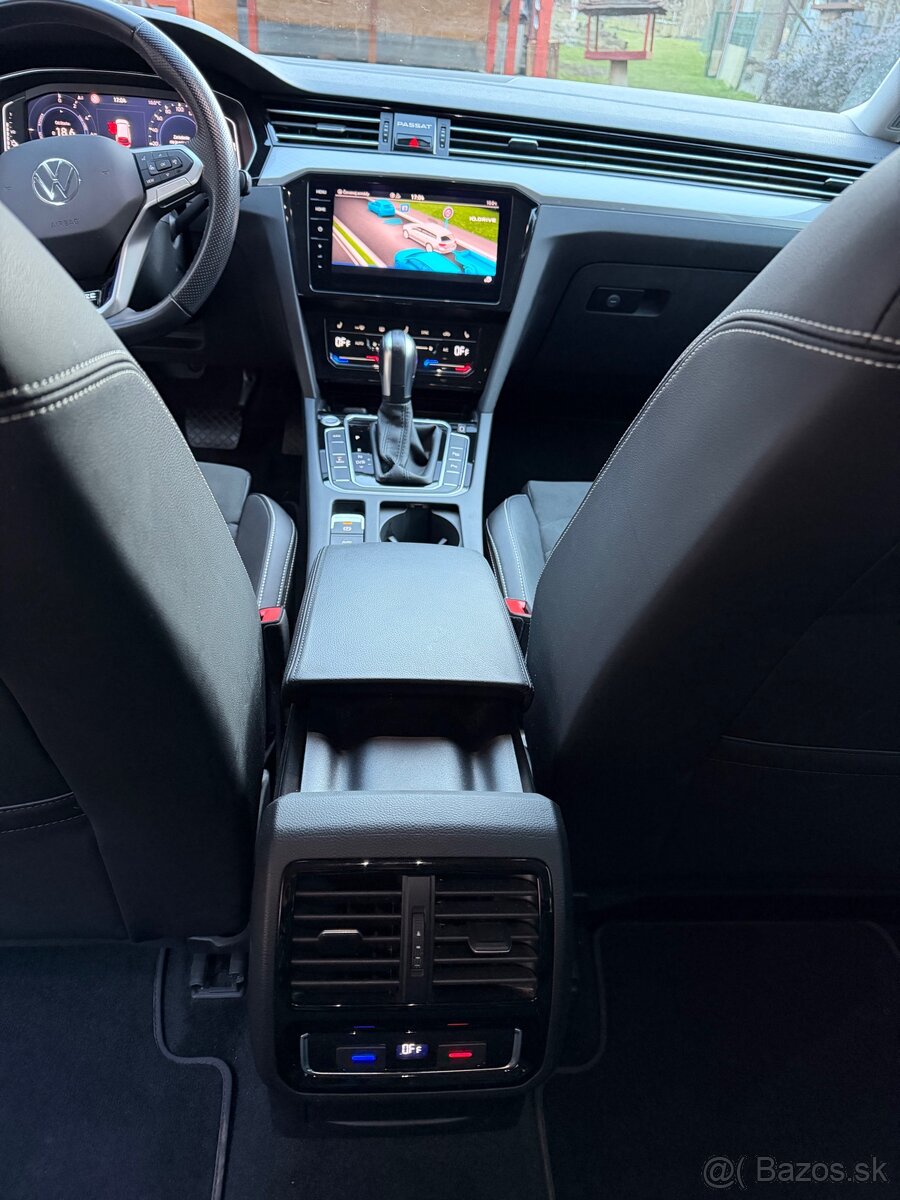 VW PASSAT GTE HYBRID 1.4TSI 160KW - 11