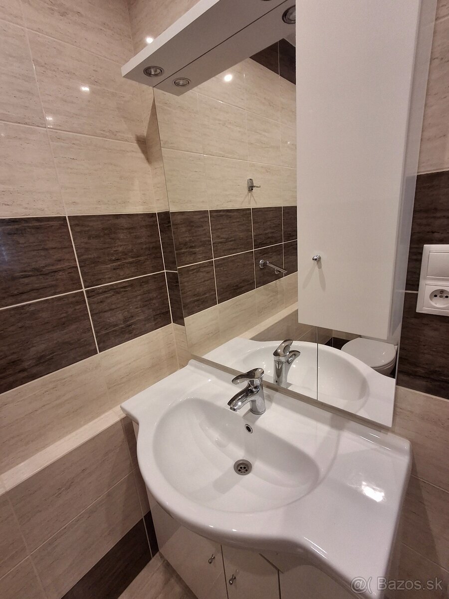 Prenájom 1- izbového bytu, Lipt. Mikuláš - 11