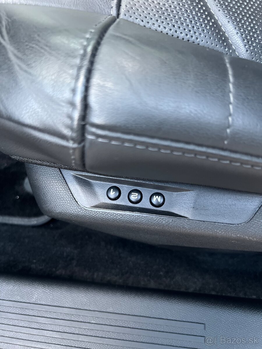 Citroen C5X SHINE PACK 1.6, 133kw, FULL výbava - 11