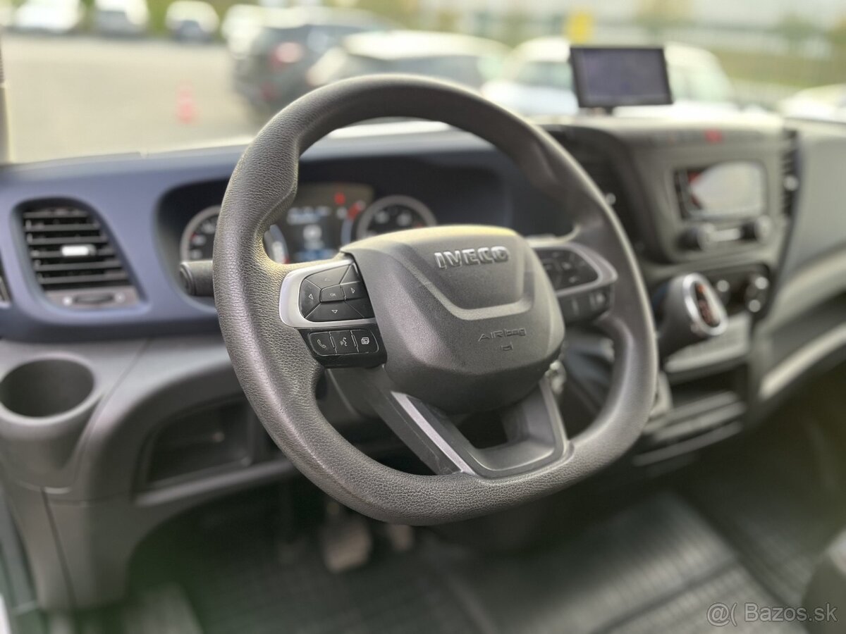 Iveco Daily 2.3 - Nafta - Automatická - 156 hp - 11