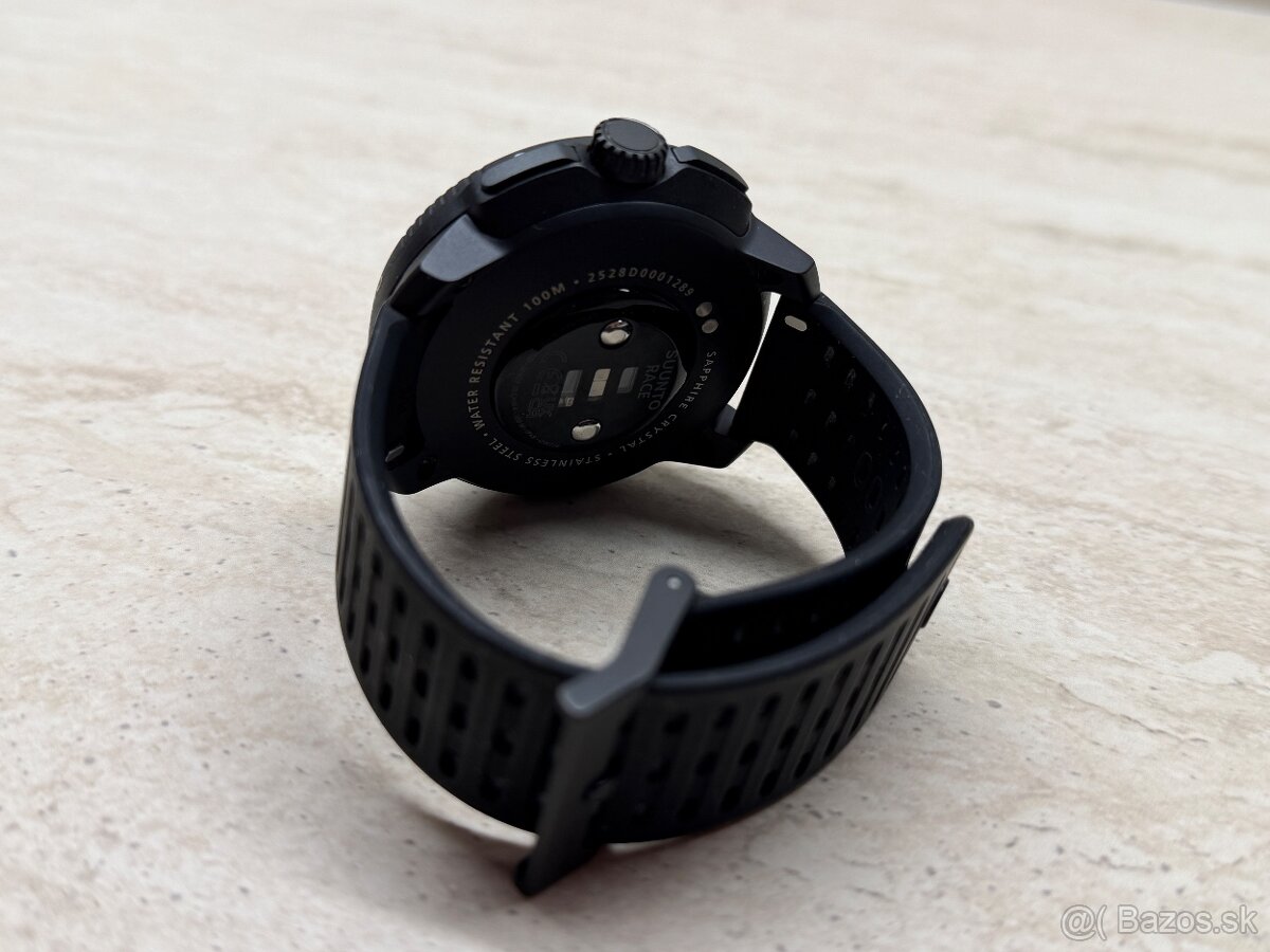 Suunto Race Black - 11