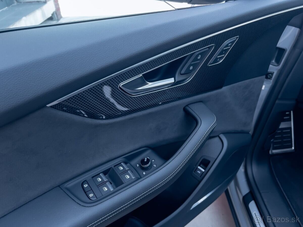 Audi SQ8 - 11