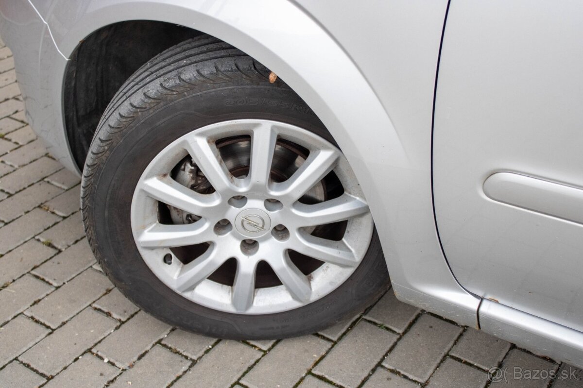 OPEL ZAFIRA 1.8 XER 103kW 2009 - 11