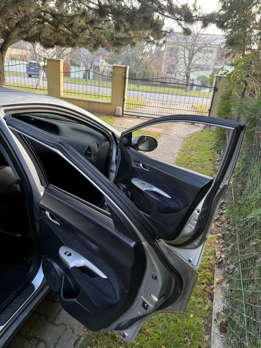 Honda Civic 1.8 VTEC 103kW 8. generácia - 11