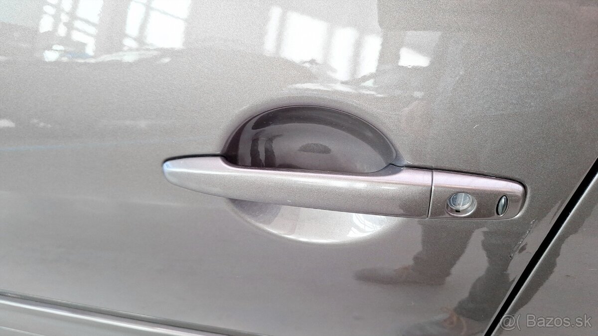 Mitsubishi Outlander - 11