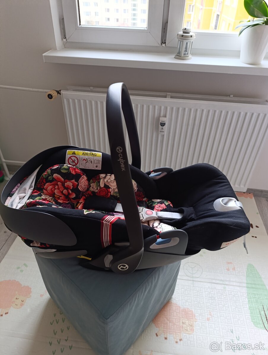 Vajíčko CYBEX Cloud Z I-Size Spring Blossom Dark - 11