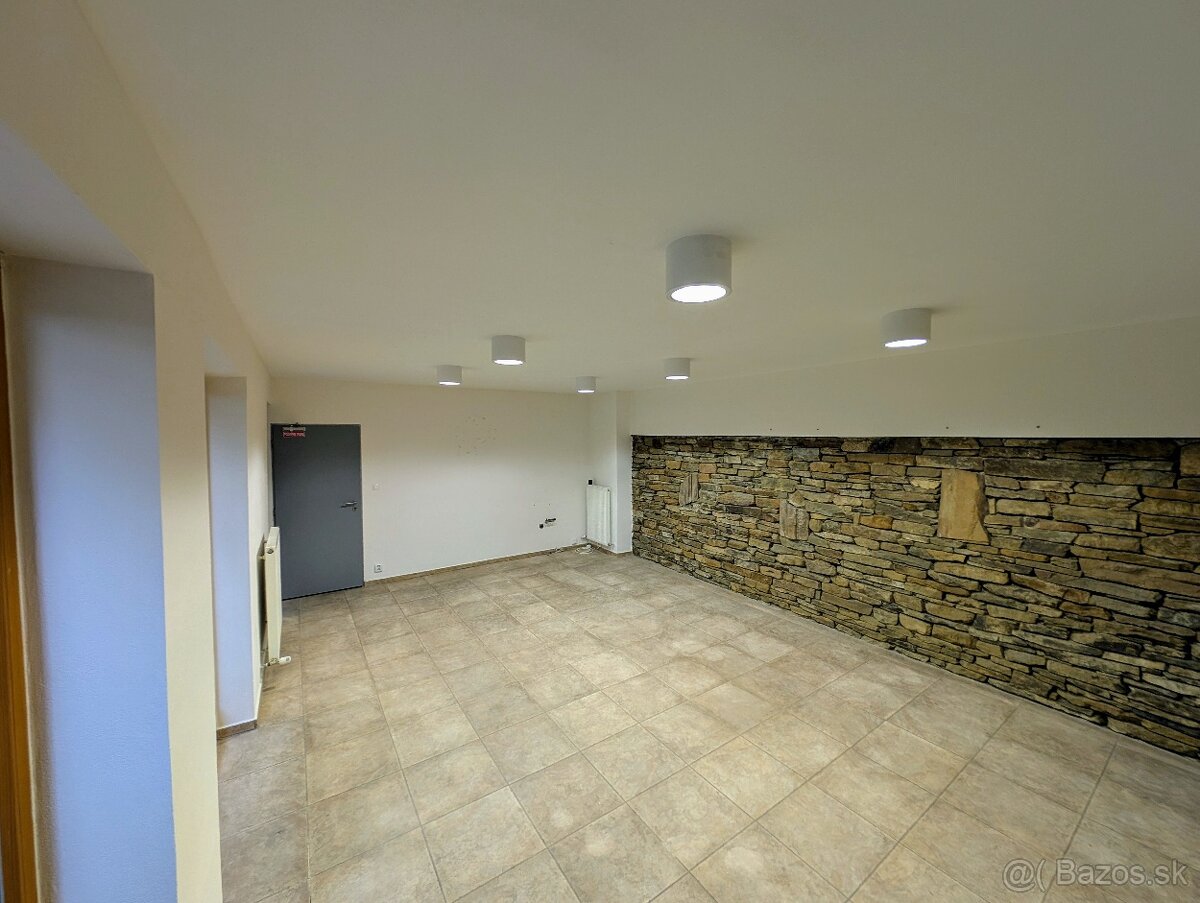 Tichý priestor pre služby na objednávku - centrum Prešov - 11