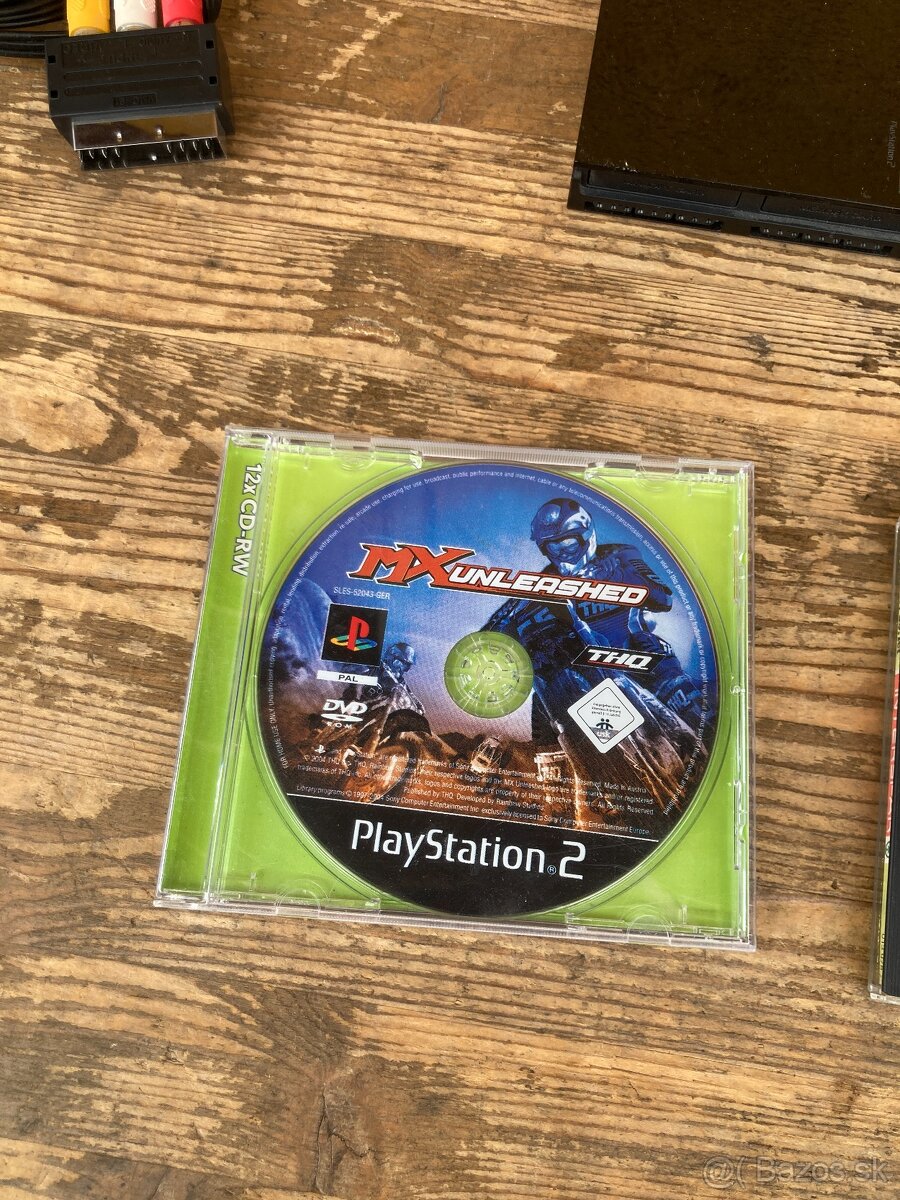 Playstation 2 / PS2 - slim (SCPH 90004) + hry +příslušenství - 11