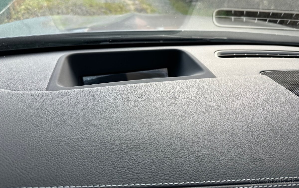 CLA 200d Shooting Brake - 11