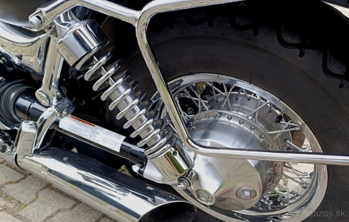 SUZUKI INTRUDER 1400 / r.1999, TOP KRÁSNY originál stav - 11