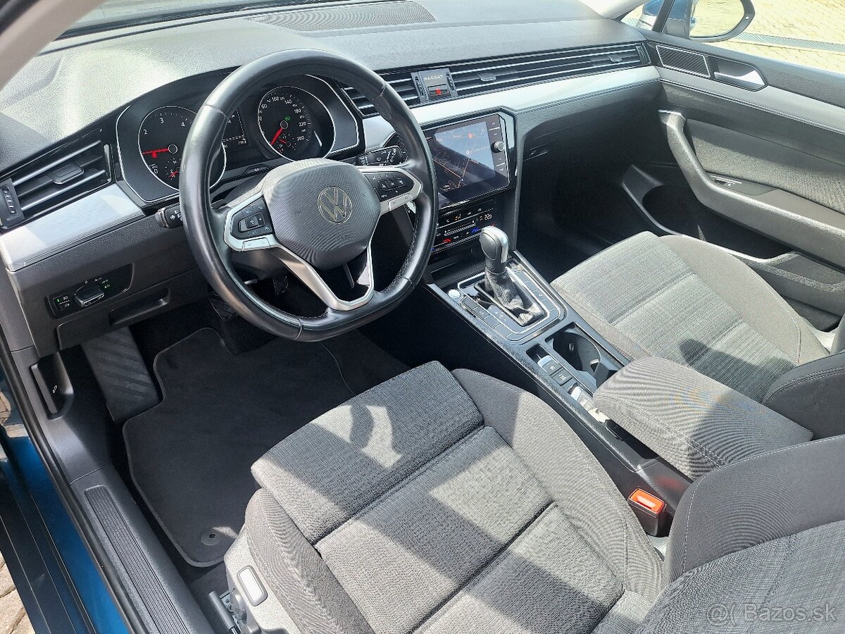 Volkswagen Passat Variant 2.0 TDI DSG - 11