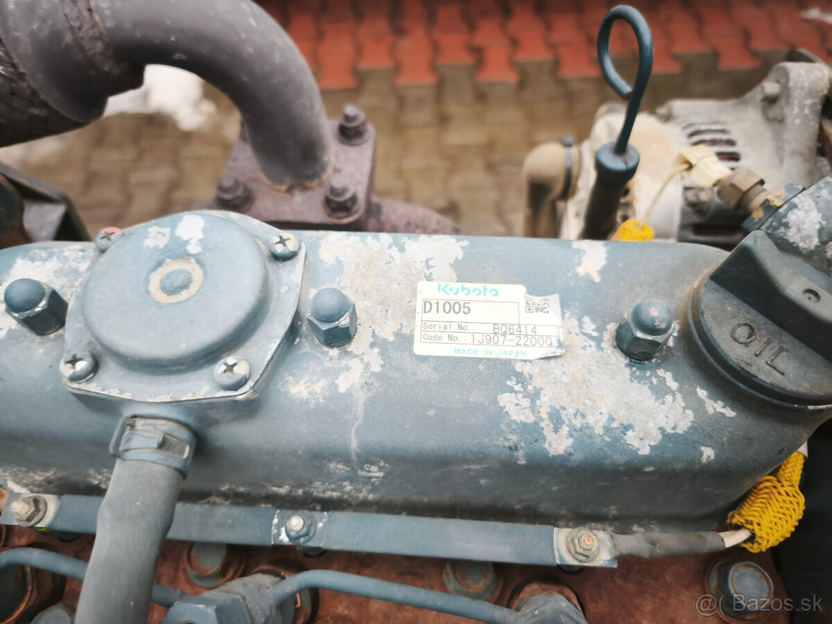 Vibracny valec. Jezkovy valec Bomag BMP 8500 rv2011 850m.h - 11