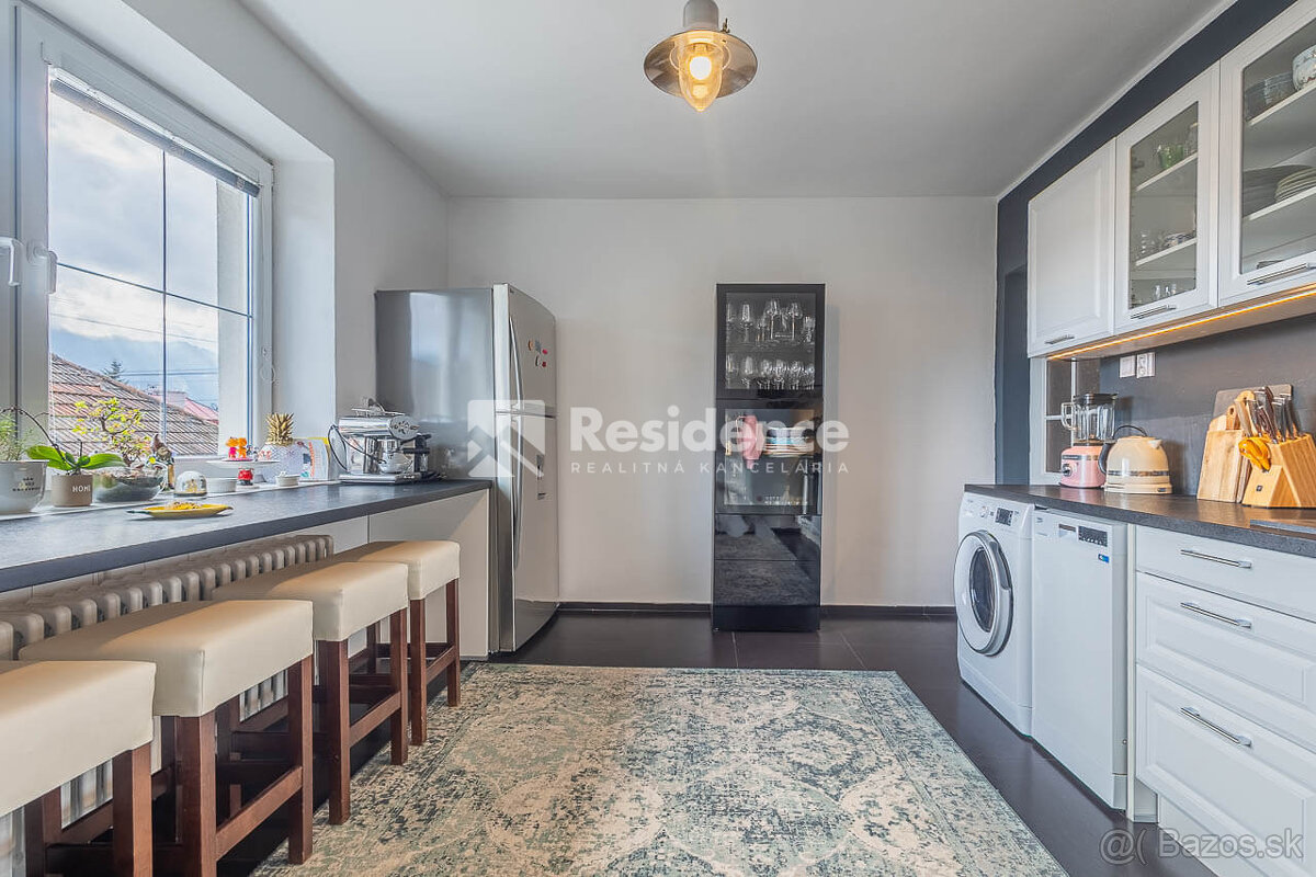 Priestranný byt s podkrovím – Liptovský Mikuláš - 11