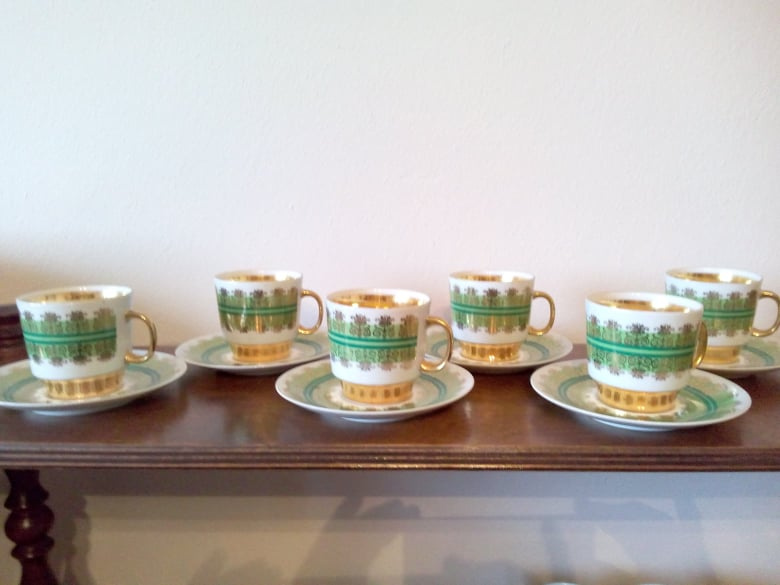 Retro kávové a čajové šálky 4. - 11