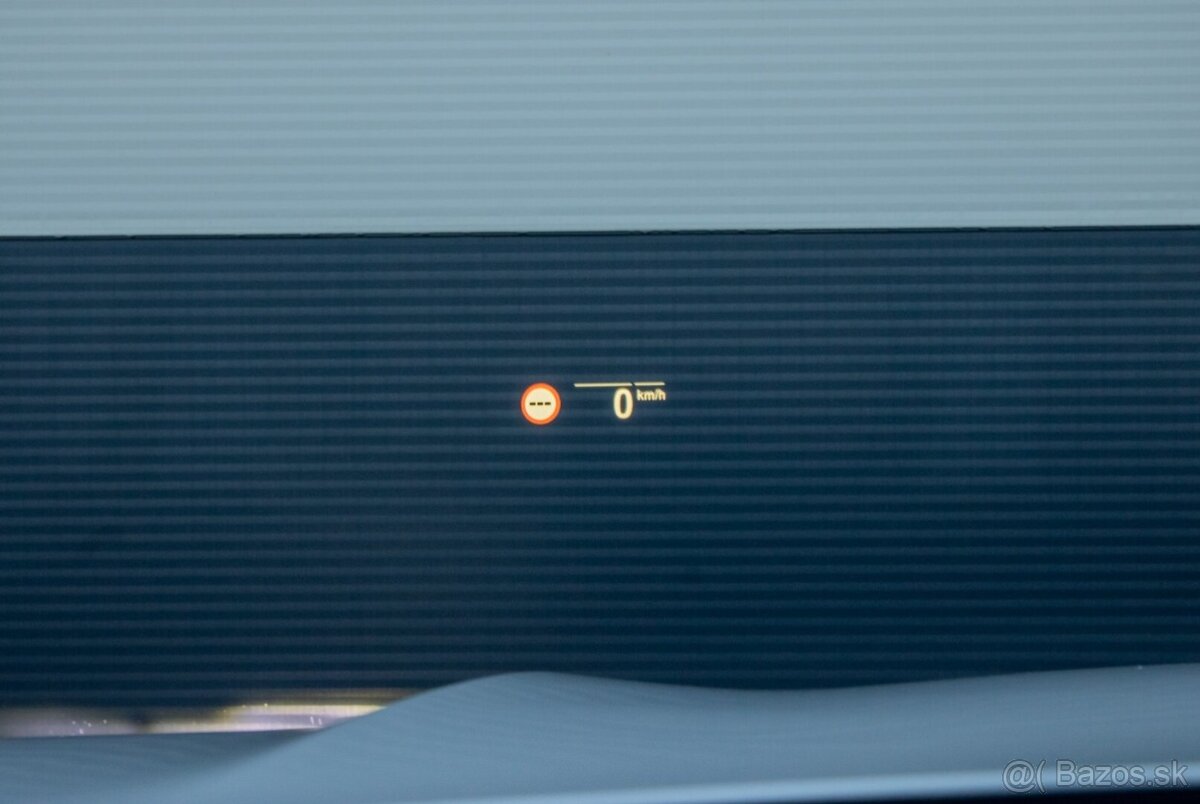 BMW X6 xDrive M40i / DPH / HEAD-UP / 360 / HARMAN - 11