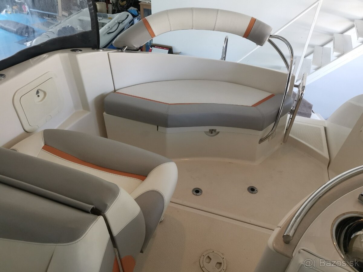 Quicksilver 890 - 11