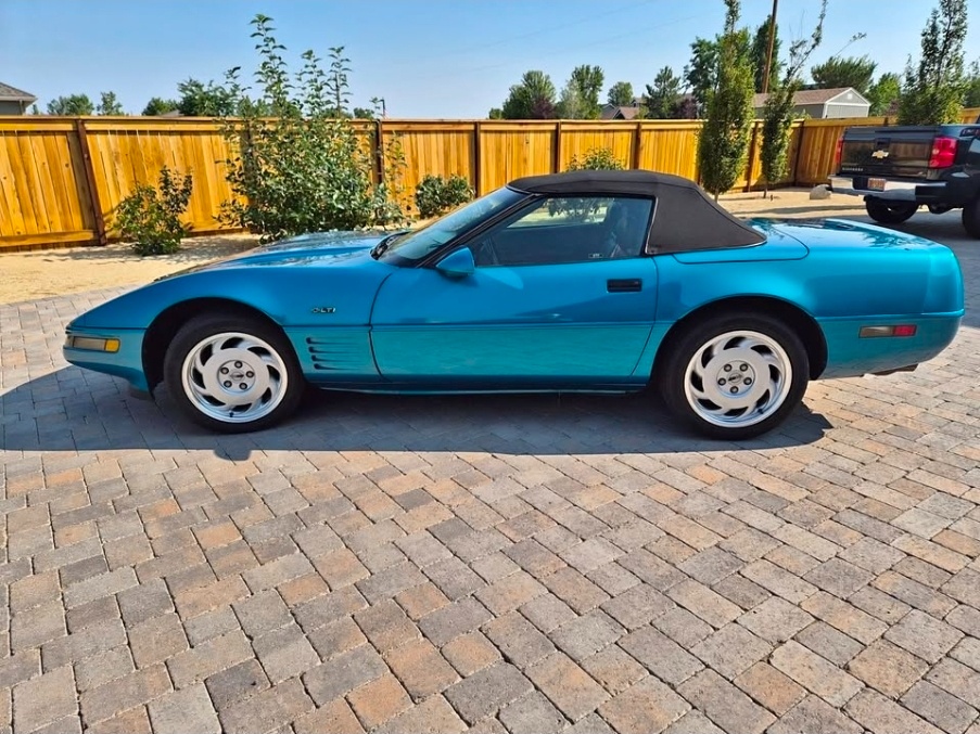 Chevrolet Corvette C4 Cabriolet - 11