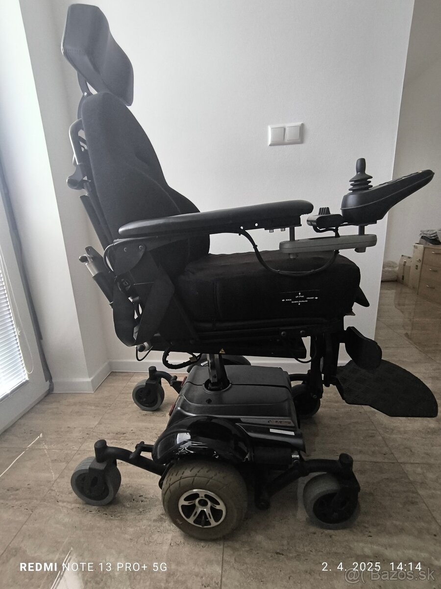 Invalidný vozík - polohovateľný - 11