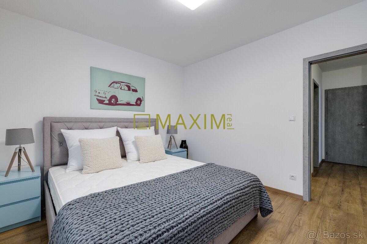 TOP Exkluzívny 4-izbový dom v Miloslavove: Bazén, záhrada, f - 11