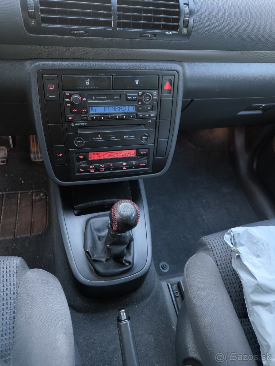 VW SHARAN 1.9 TDI 85Kw - 11