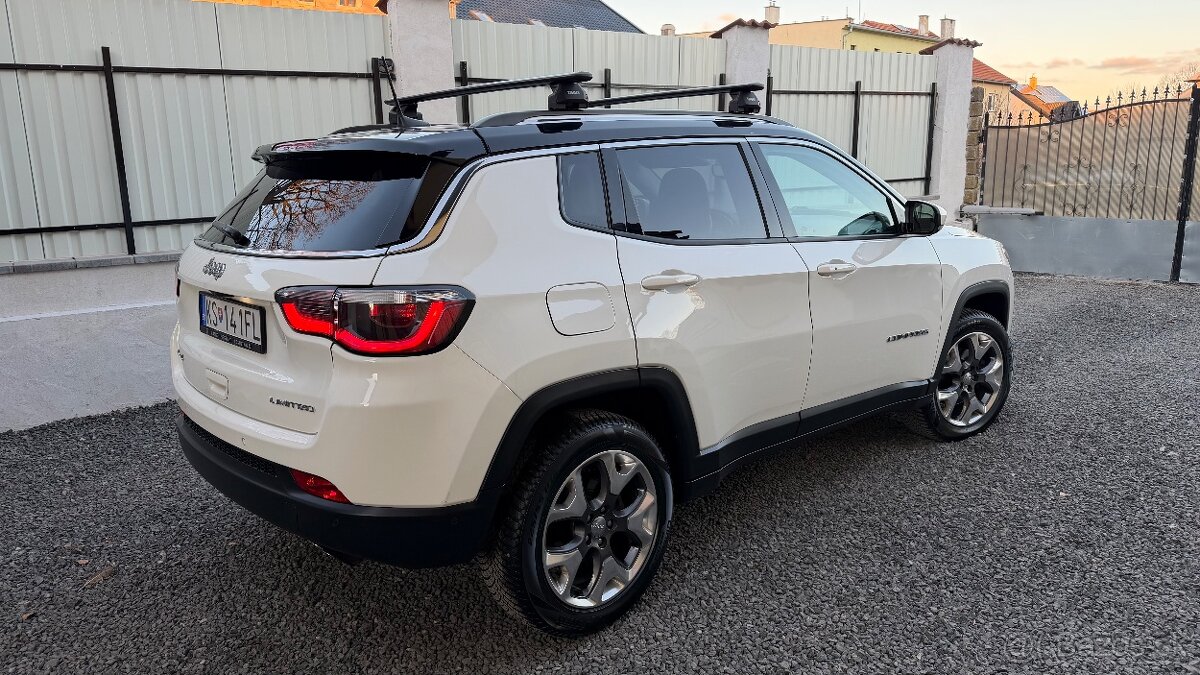 Jeep Compass 4x4 - 11
