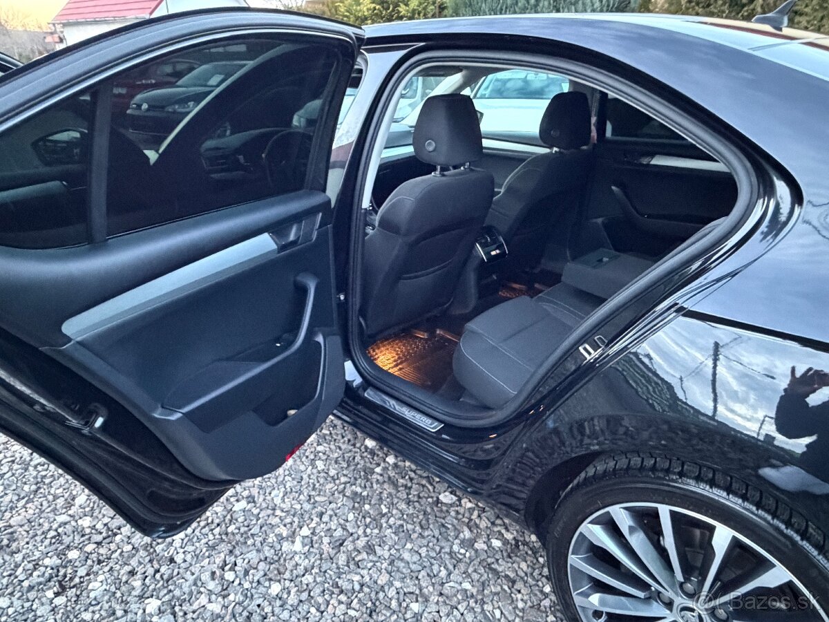 Škoda Superb 2.0 TDI Style DSG EU6 - 11